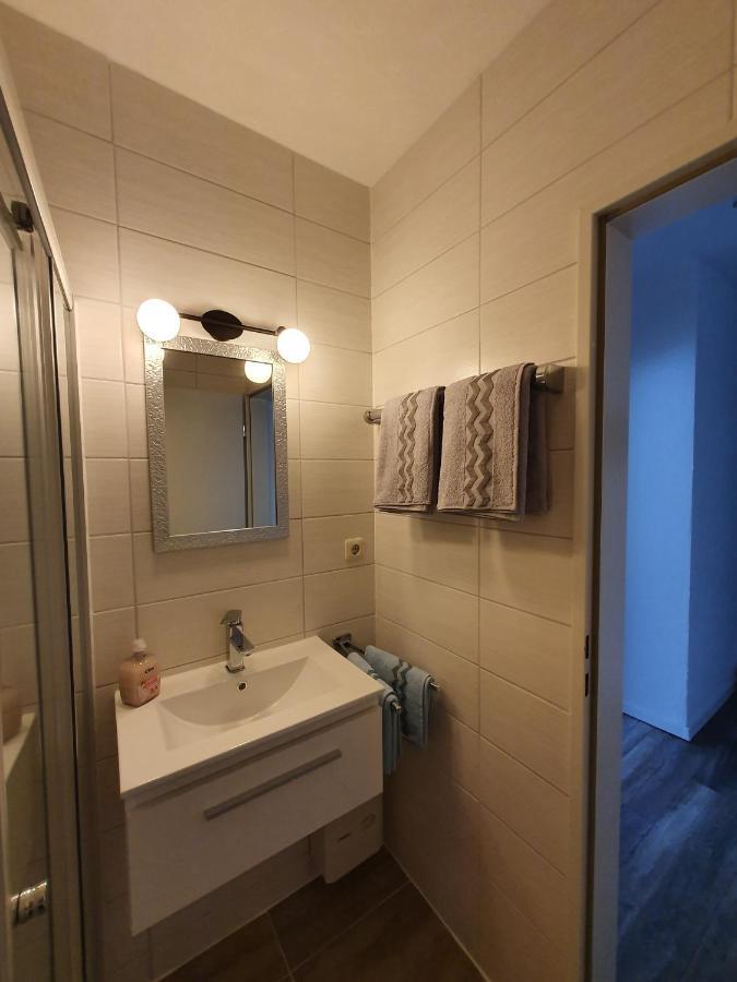 City Apartment, 27 Qm, 2 Personen, High Sp Wlan Paderborn Bagian luar foto